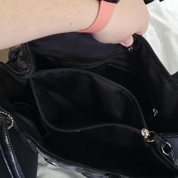 Purse - Picture 2 of 3